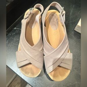 Bussola Women's Gray Sandals Formentera